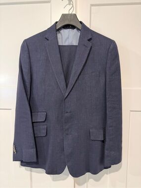 Banana Republic Navy Linen 3 Pocket Suit